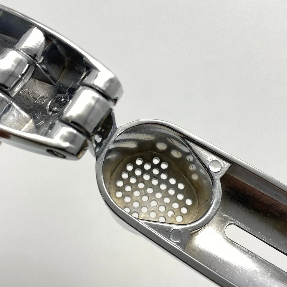 Farberware Garlic Press Easy Clean Wide Grip‎ Utensil Silver Chrome Plated Metal